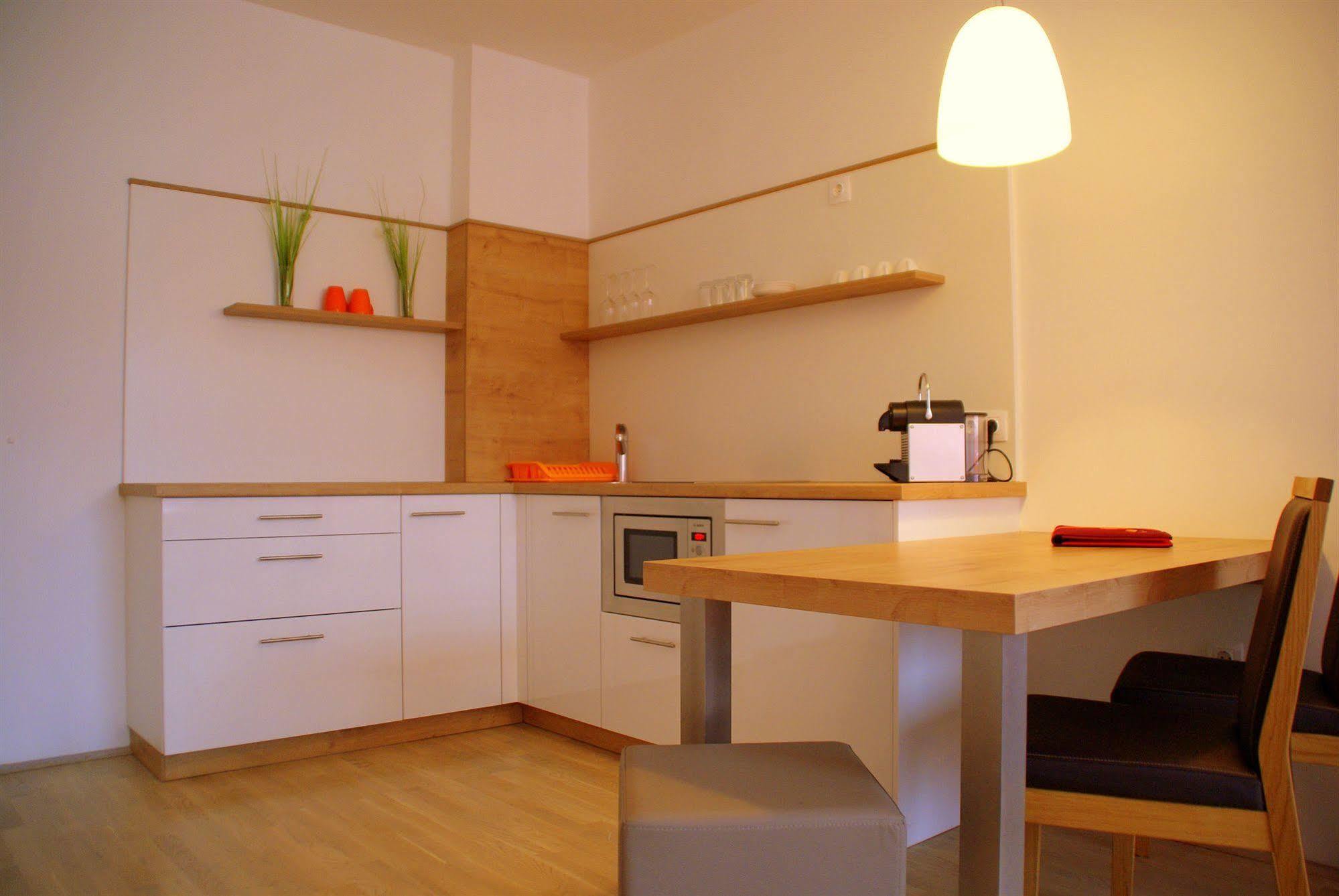 Servus Vienna Karlsplatz Extérieur photo